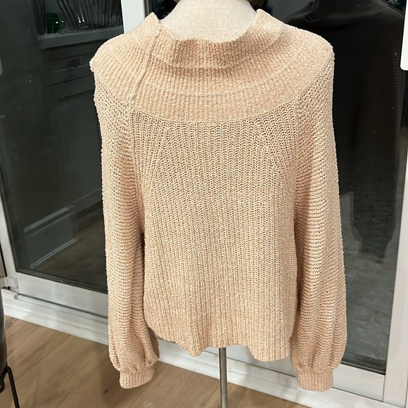 EUC Free People sweater - Picture 8 of 11